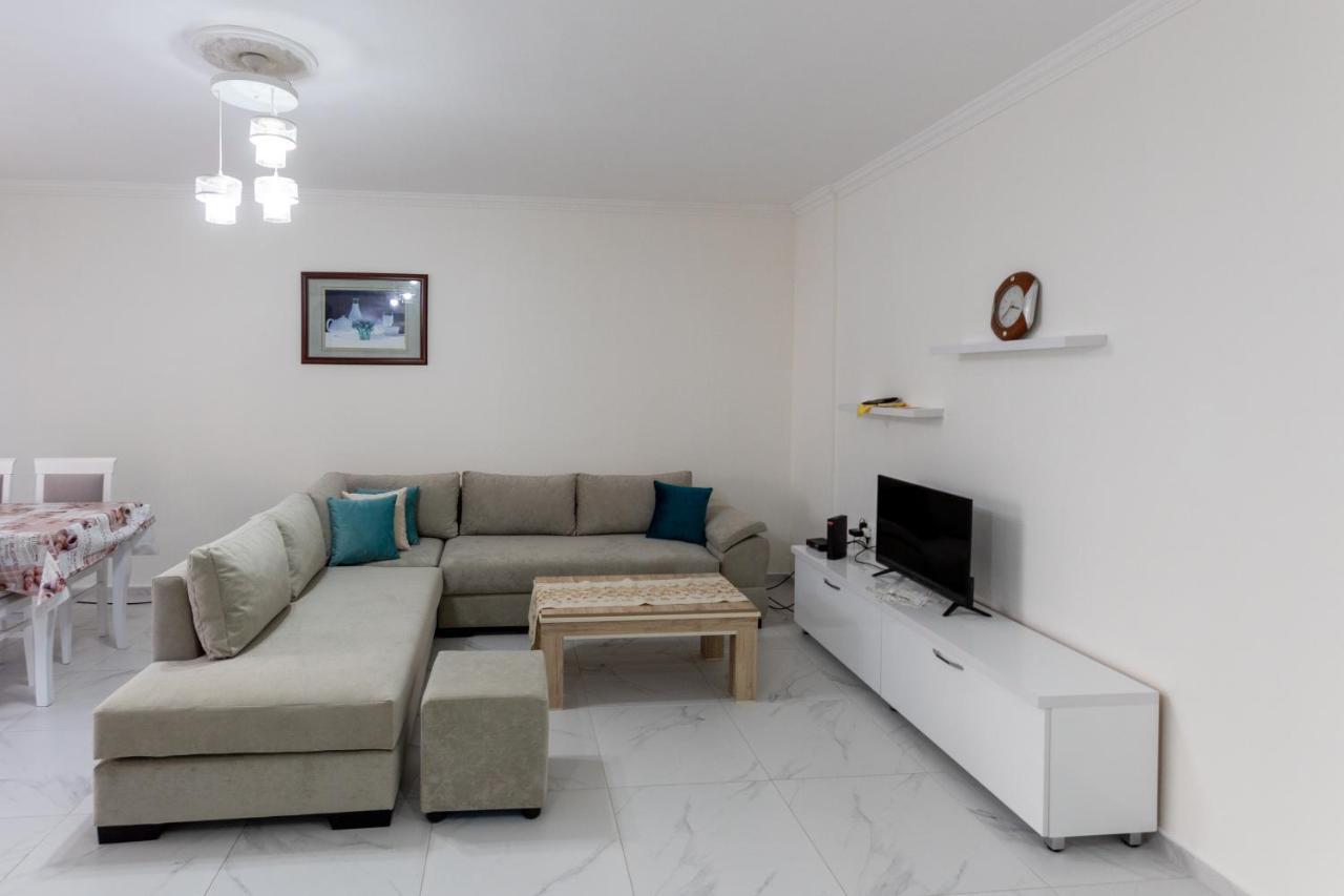 Comfortable Apartment Next To The Beach Durrës Eksteriør bilde