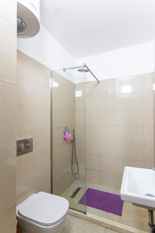 Comfortable Apartment Next To The Beach Durrës Eksteriør bilde