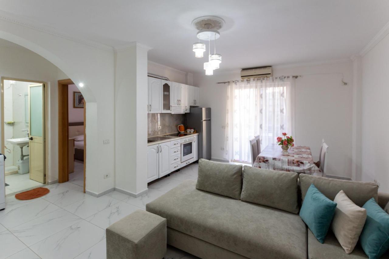 Comfortable Apartment Next To The Beach Durrës Eksteriør bilde