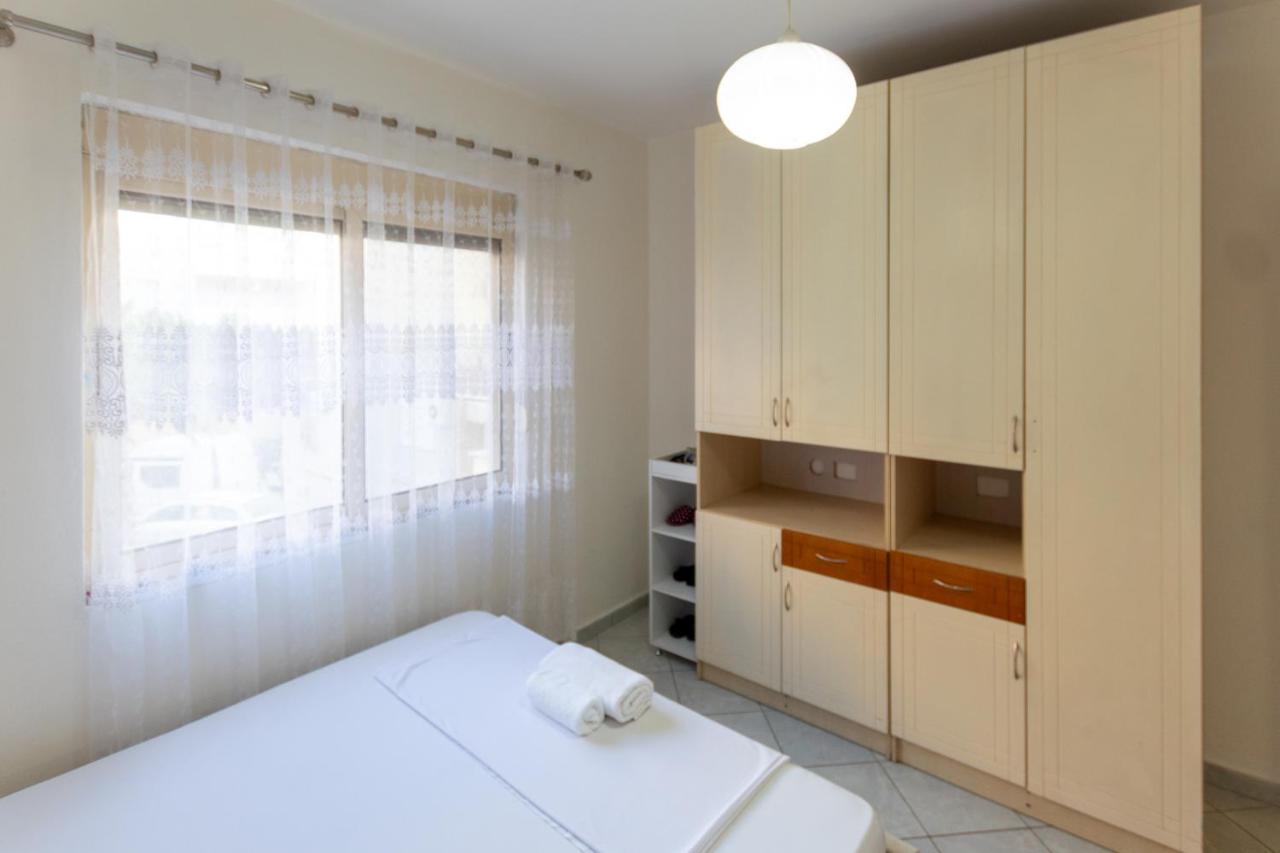 Comfortable Apartment Next To The Beach Durrës Eksteriør bilde